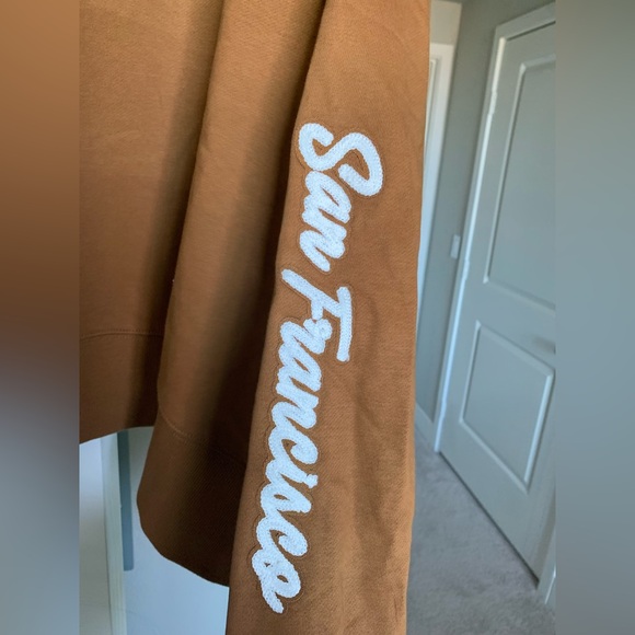 San Francisco 49ers Oversized Women’s Cropped Hoodie NWT 🌴 - Picture 5 of 13